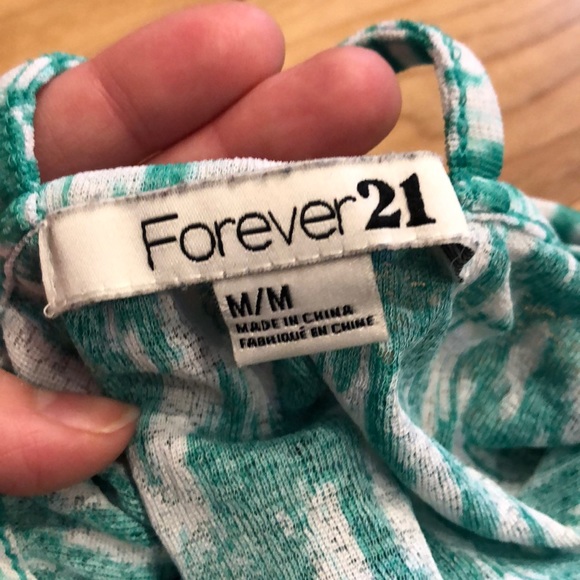 Adorable, FOREVER 21 tank!! - Picture 4 of 6